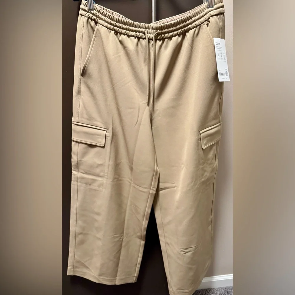 NWT Athleta Promenade High Rise Cargo Pants Brownstone Beige Tan Wide Size M/P - Picture 7 of 11